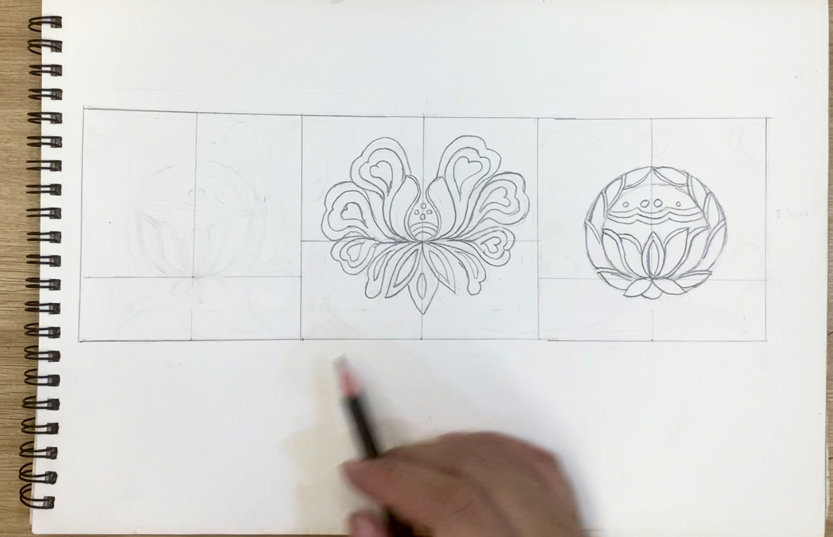 Vẽ hoạ tiết hoa sen 2